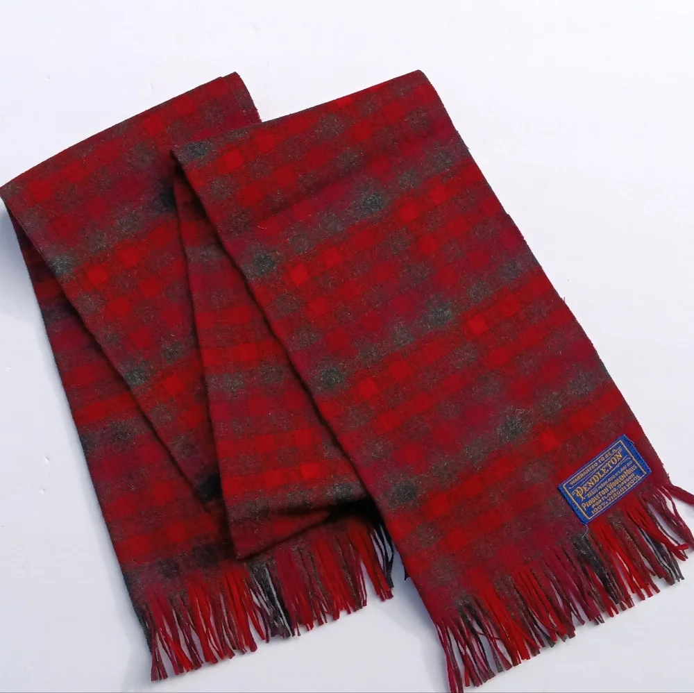 NWOT Pendleton Red & Charcoal Gray Plaid Scarf Muffler